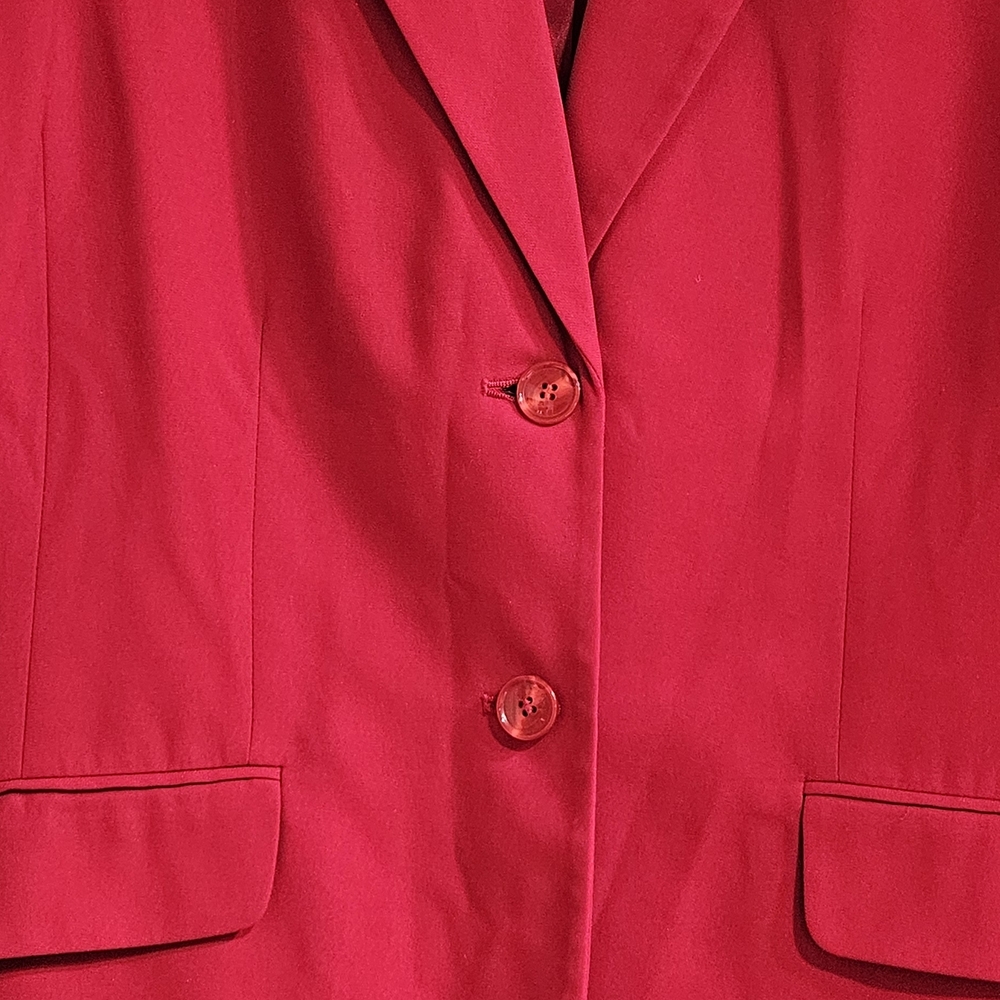 Elegant Red Women's Blazer - Picture 3 of 5